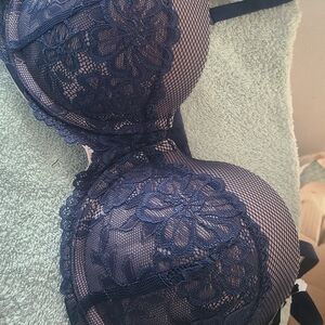 Maidenform Navy Floral Lace Bra